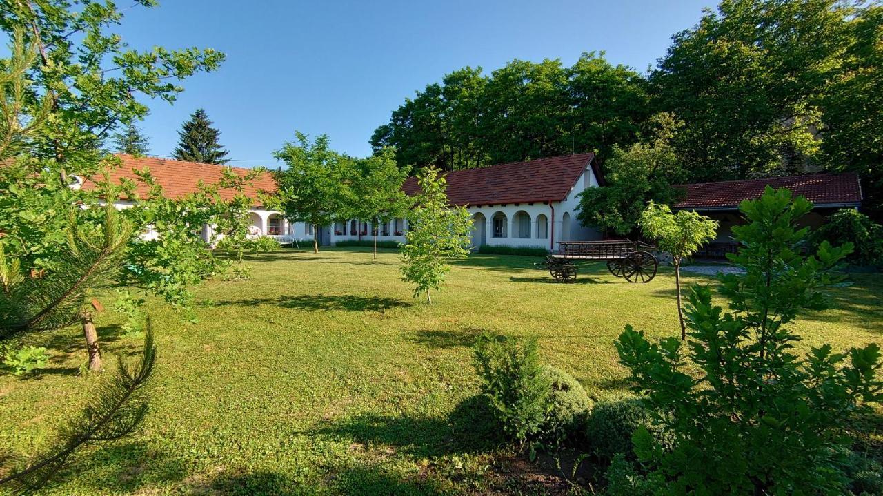 Bakta Haz Hotel Egerbakta Exterior photo