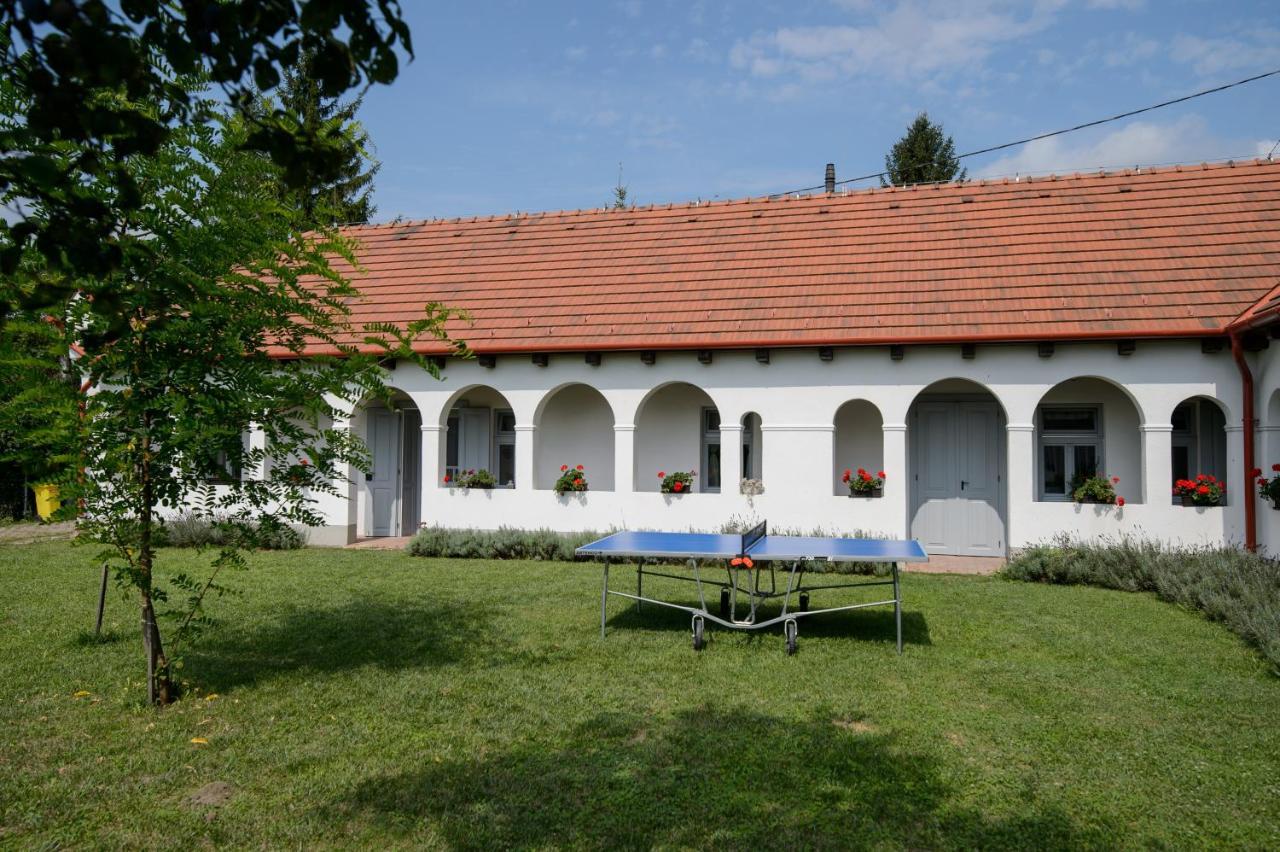 Bakta Haz Hotel Egerbakta Exterior photo
